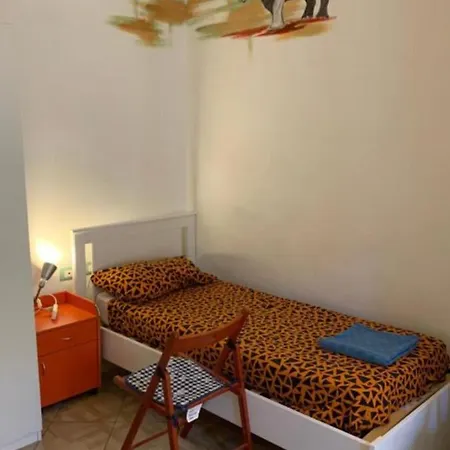 Backpackers House * Bolonya