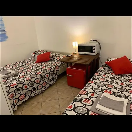 Backpackers House Bed and Breakfast Μπολόνια