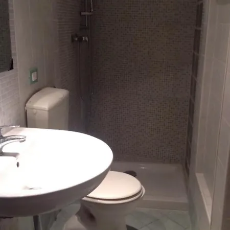 Bed & Breakfast Backpackers House