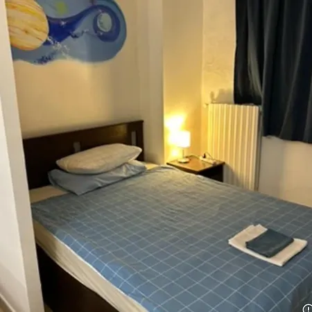 Bed & Breakfast Backpackers House *